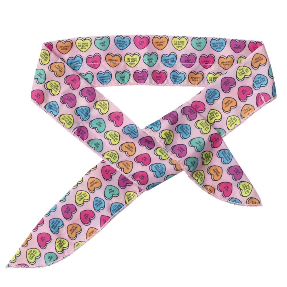 FuzzYard Cooling Pet Bandana (Candy Hearts)