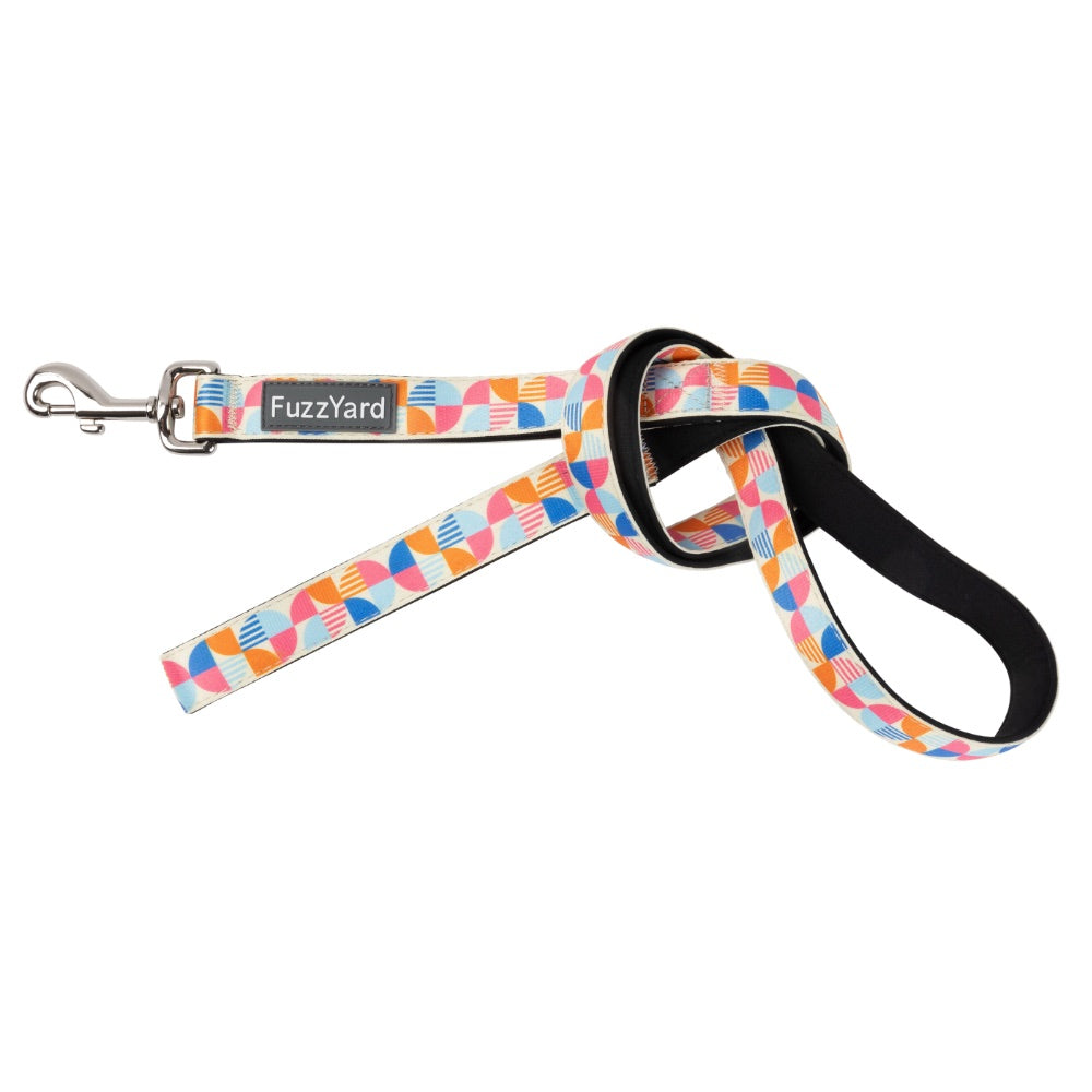 FuzzYard Fresh Zest dog lead with 70s inspired geometric pattern, neoprene material, and 360° rotating clasp.